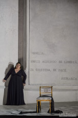 The Canadian Opera Company's 2016 production of Mamoetto