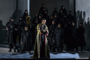 The Canadian Opera Company's 2016 production of Mamoetto