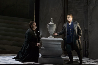 The Canadian Opera Company's 2016 production of Mamoetto