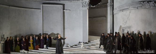 The Canadian Opera Company's 2016 production of Mamoetto