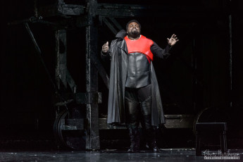 The Canadian Opera Company's 2016 production of Norma