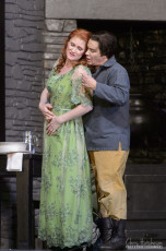 The Canadian Opera Company's 2016 production of Ariodante